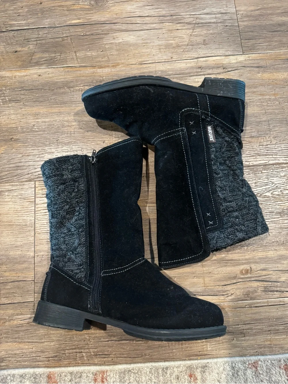 Muk Luks Casey Boots Black Faux Suede Sz 10